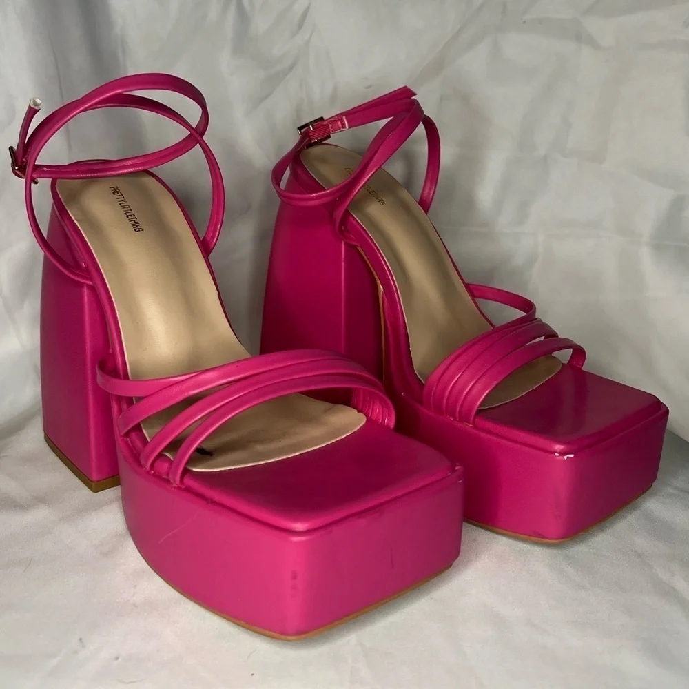 PrettyLittleThing Pink Square Toe Strappy Platform Heel Sandals Size 5
